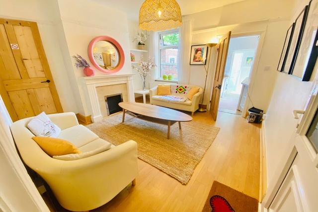 4 bed house — Montague Road, Clarendon Park