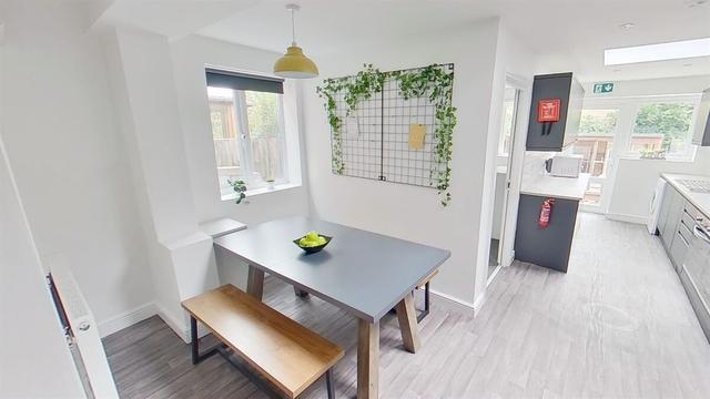 6 bed house — Salisbury Street, City Centre