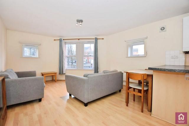 2 bed house — Rook Street, Hulme