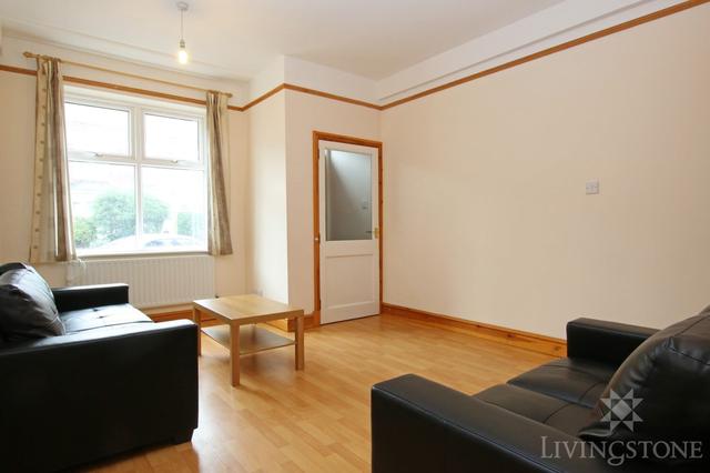 5 bed house — Clarendon Park Road, Clarendon Park