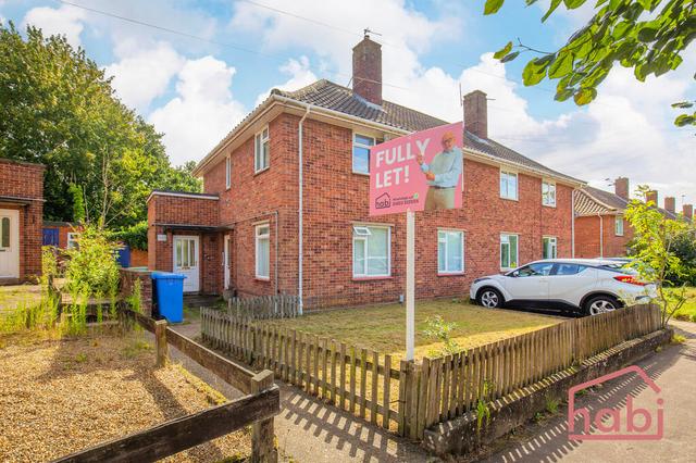 3 bed apartment — Bluebell Road, Eaton