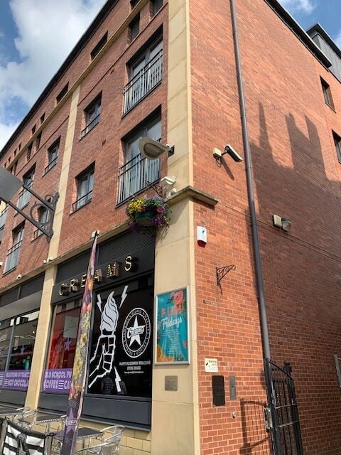 2 bed apartment — 26 Livery Street, Town Centre