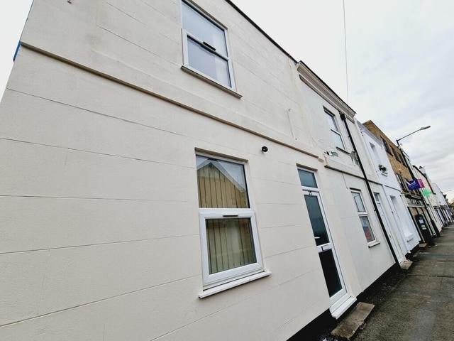 4 bed house — Oxford Street, Town Centre