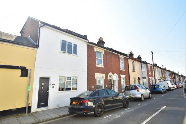 6 bed house — Lawson Road, Southsea