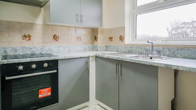 3 bed house — Leasow Drive, Edgbaston