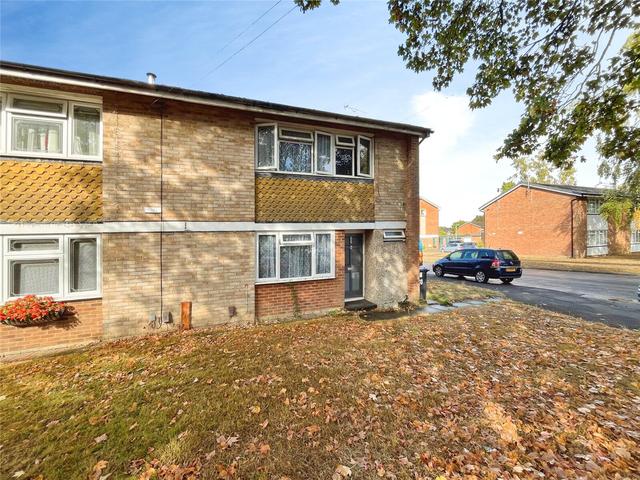 1 bed house — Beechtree Avenue, Egham