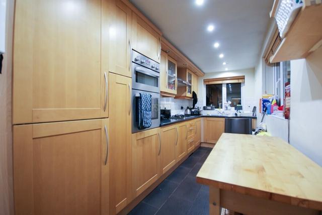 4 bed house — Metchley Lane, Harborne