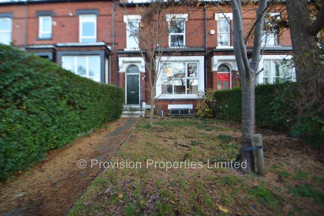 6 bed house — Ash Grove Leeds, Hyde Park
