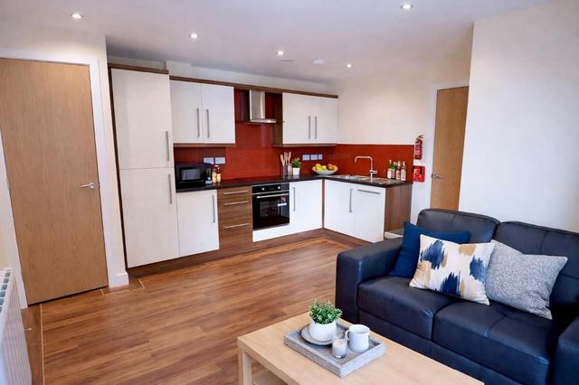 2 bed apartment — 121 Fitzwilliam Street, City Centre