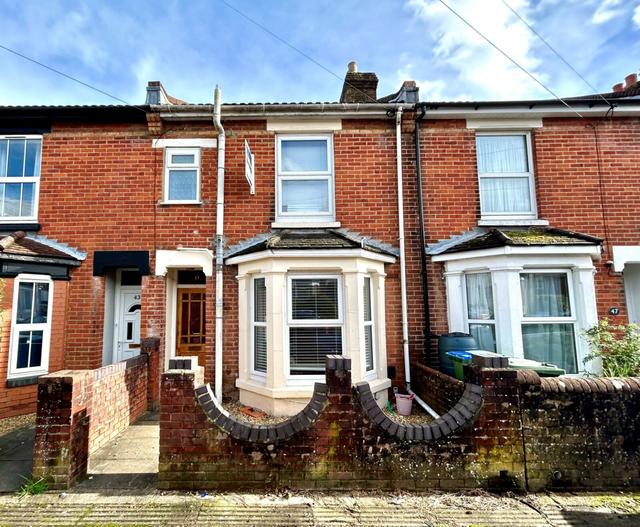 4 bed house — Northcote Road, Portswood