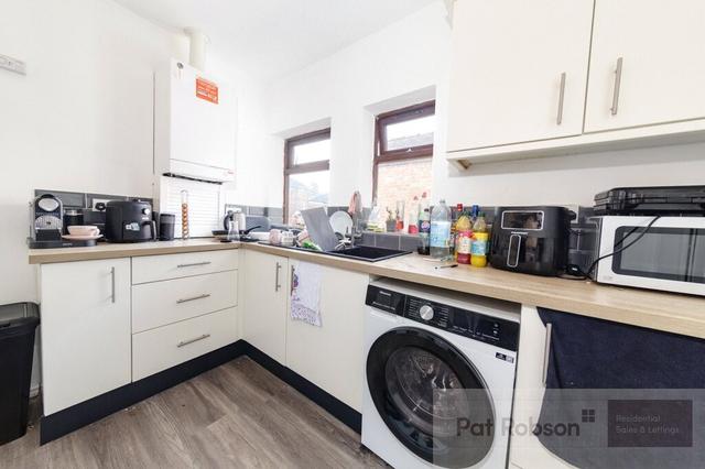 5 bed house — Bayswater Road, Jesmond