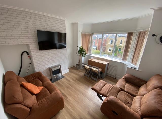 4 bed house — Crookesmoor Road, Crookesmoor