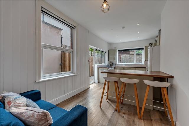 7 bed house — Clift Road, Southville