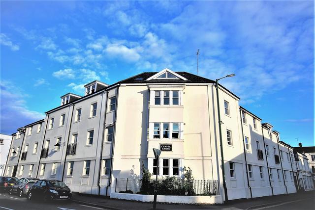 5 bed apartment — Chapel Cross, Chapel Street, Town Centre