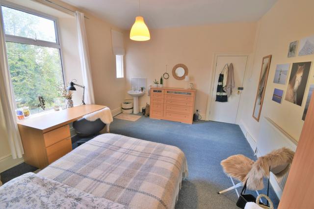 7 bed house — Moor Oaks Road, Crookesmoor