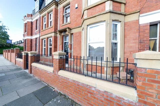 9 bed house — Osborne Avenue, Jesmond