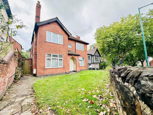 8 bed house — Derby Road, Lenton