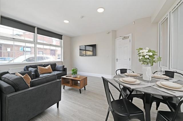 4 bed house — Broomhall Street, Broomhall