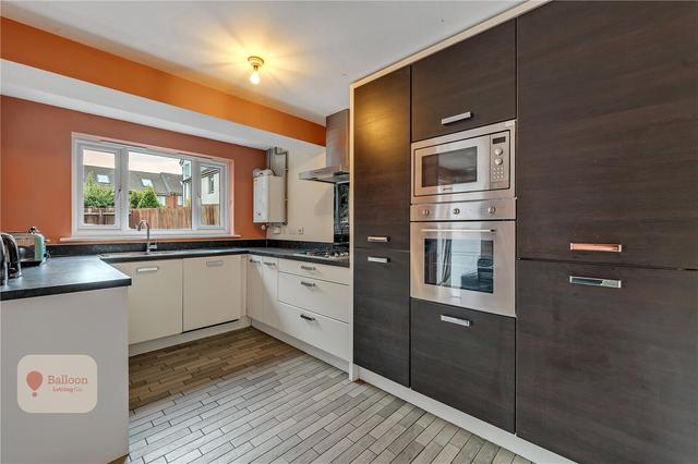 6 bed house — Great Copsie Way, Stoke Gifford