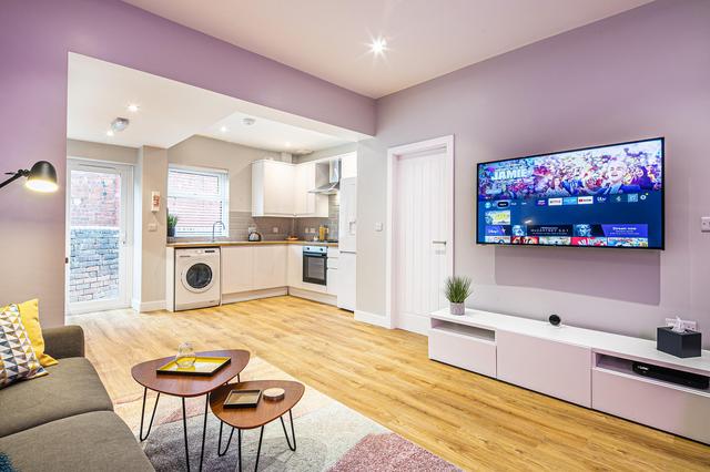 5 bed house — Vincent Road, Sharrow