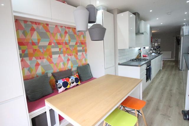 6 bed house — Treorky Street, Cathays