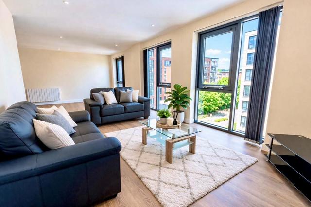 2 bed apartment — Ecco, Ecclesall