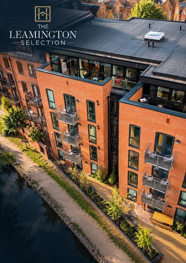 1 bed apartment — Wise Terrace, Town Centre