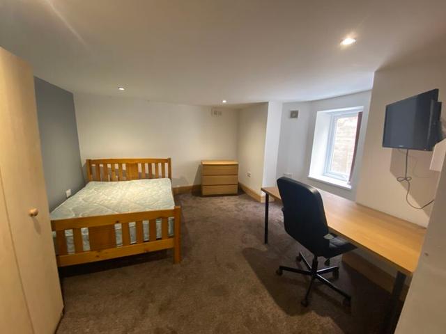 8 bed house — Sherwin Grove, Lenton