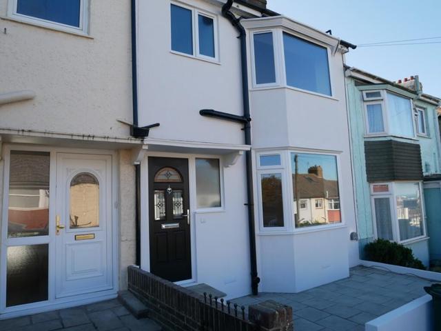 6 bed house — Baden Road, Elm Grove