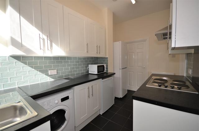 5 bed house — Neill Road, Ecclesall