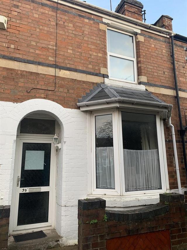 3 bed house — Eagle Street, Town Centre