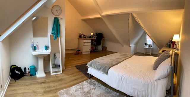 6 bed house — Mirador Crescent, Uplands