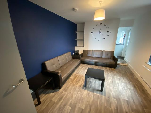 5 bed house — Malvern Terrace Brynmill, Uplands