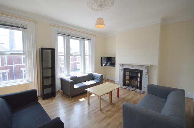 8 bed house — Devonshire Place, Jesmond