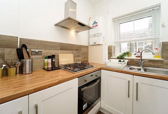 3 bed apartment — 25 Chapel Street, Headingley