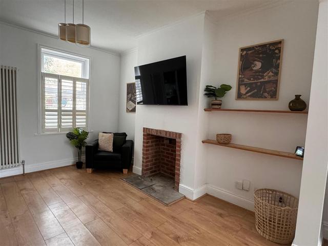 3 bed house — Slack Lane, Mackworth
