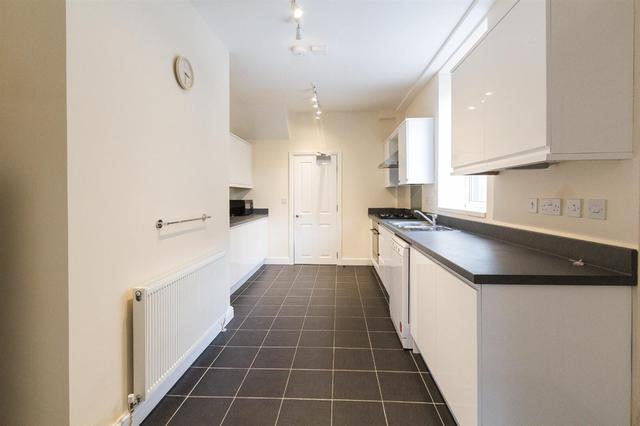 6 bed house — Holly Avenue, Jesmond