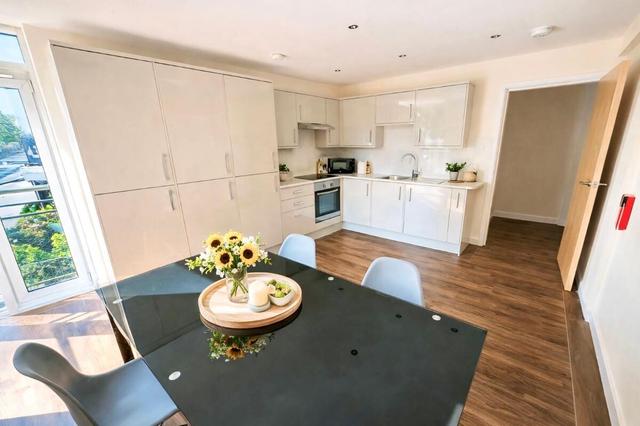 5 bed apartment — Montgomery Place, Kelham Island