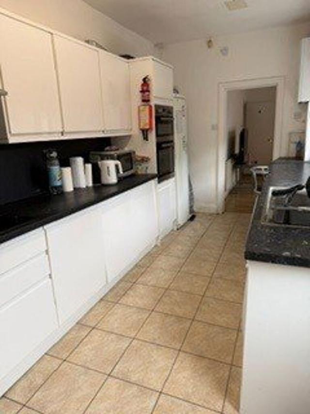 5 bed house — Raddlebarn Road, Selly Oak