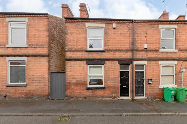 2 bed house — Wellington Street, City Centre