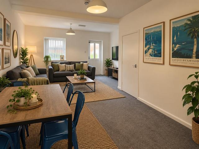 5 bed house — Raleigh Street, Arboretum