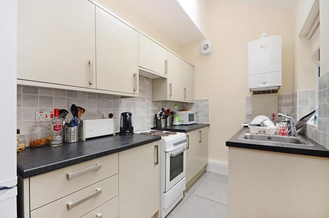 4 bed house — Harefield Road, Ecclesall
