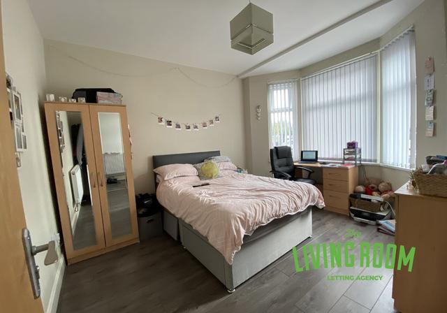 4 bed house — Gelligaer Street, Cathays