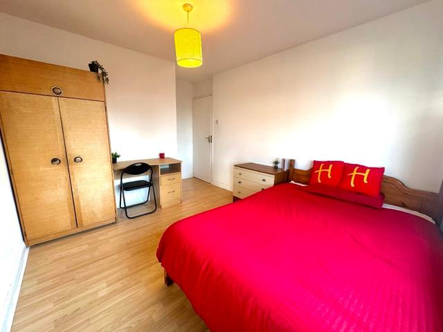 1 bed house — Kemsing Gardens, Hales Place