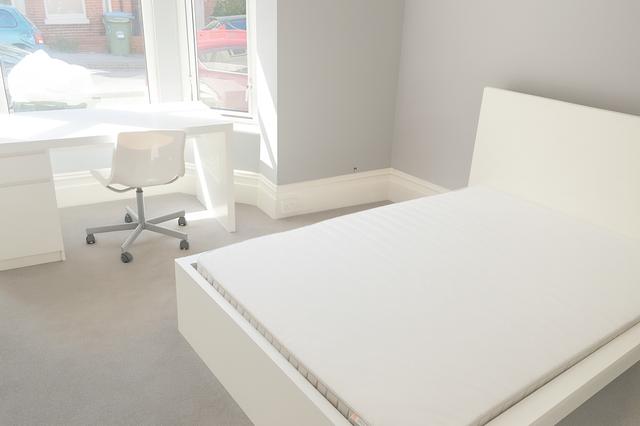 5 bed house — Tennyson Road, Portswood, Portswood