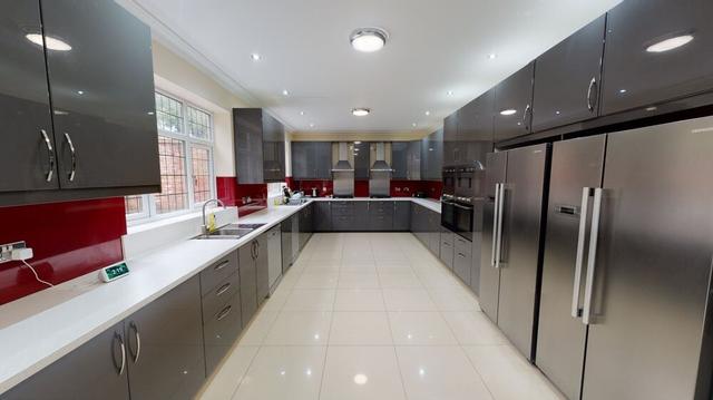 9 bed house — Bristol Road, Edgbaston