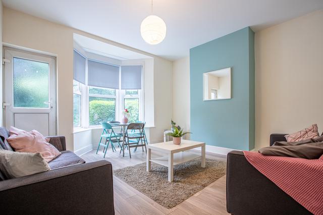 6 bed house — Brocco Bank, Broomhill