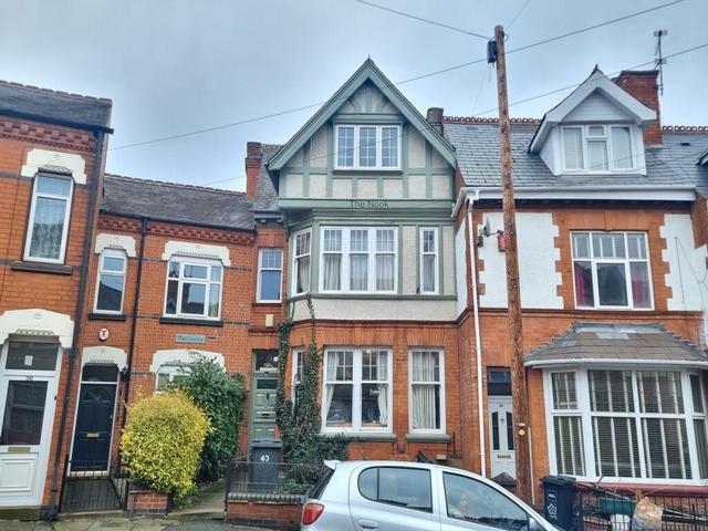 6 bed house — Tennyson Street, Stoneygate