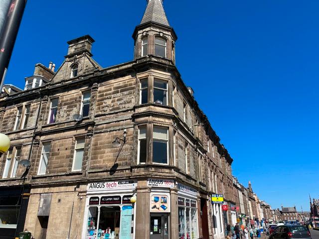 1 bed apartment — High Street, C, Central