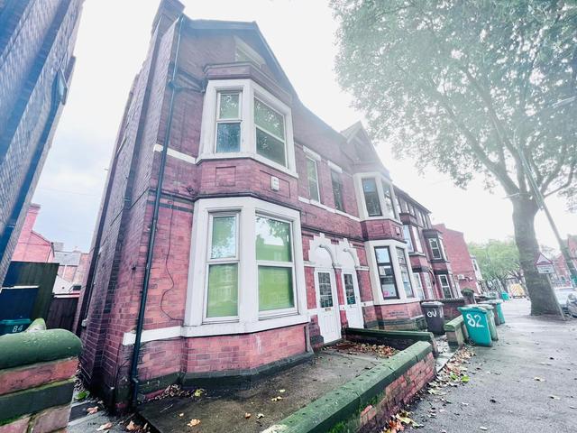 8 bed house — Lenton Boulevard, Lenton